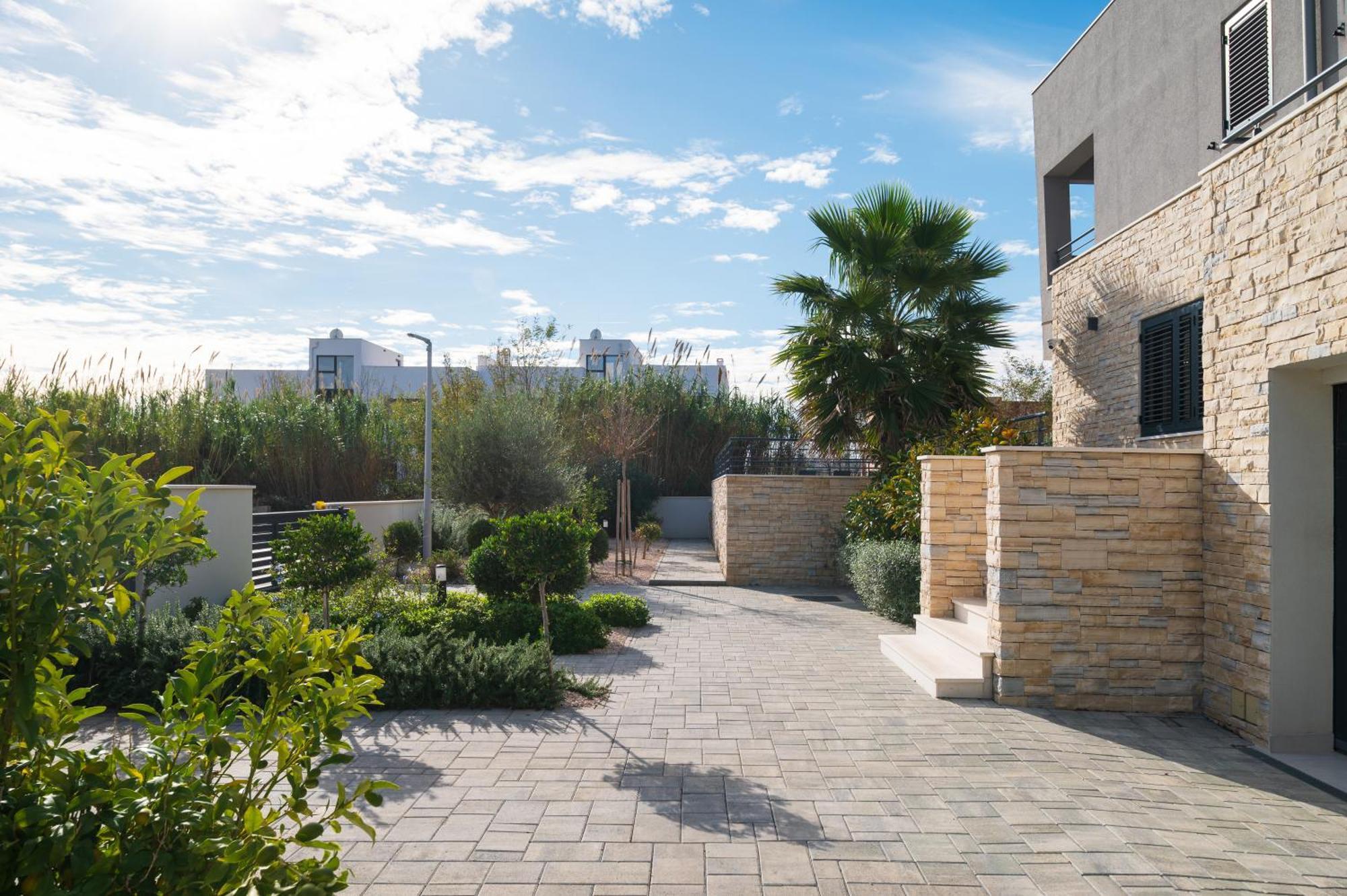 Villa Roca With Heated Pool And Sauna Privlaka  Exterior photo