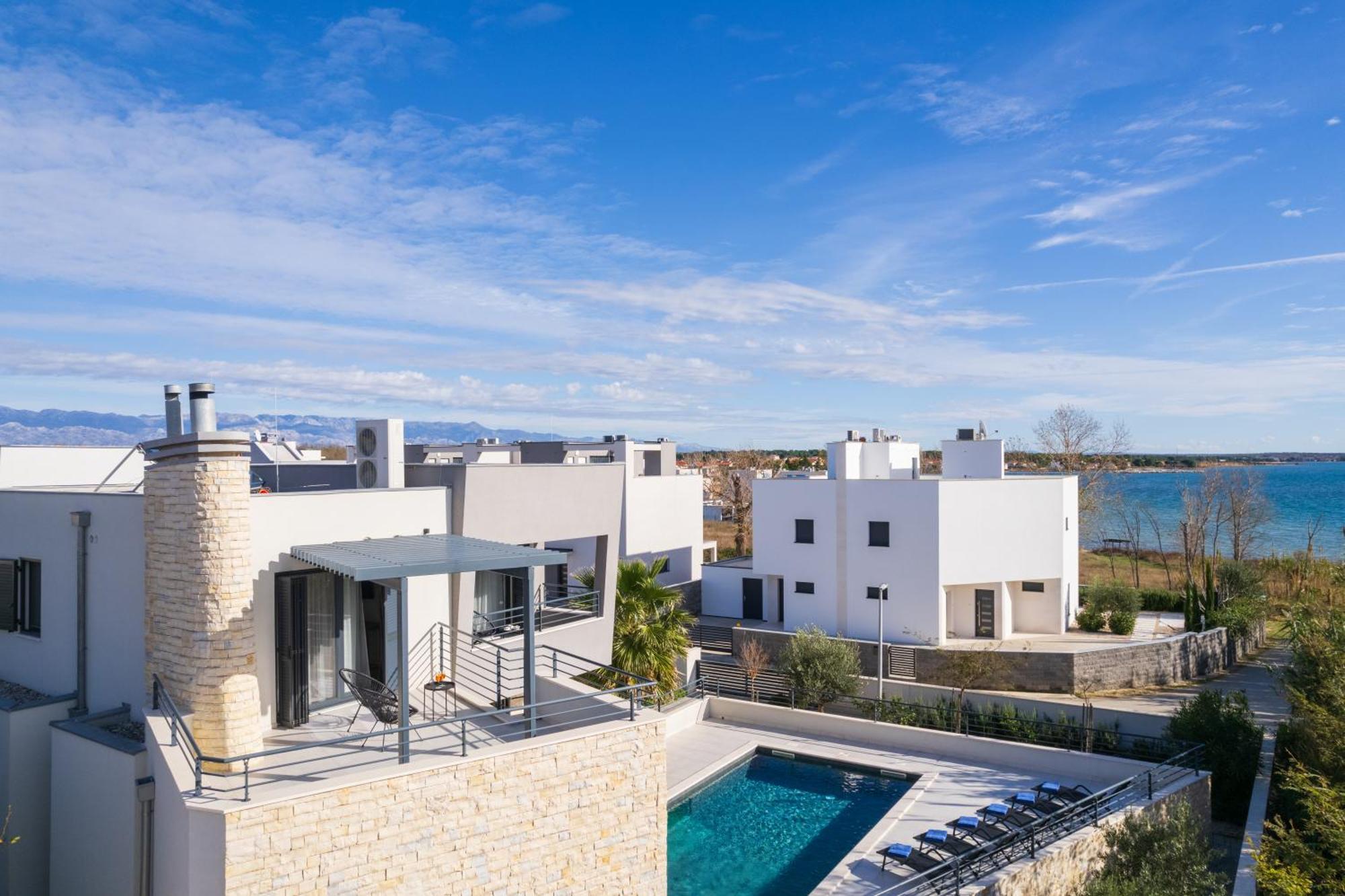 Villa Roca With Heated Pool And Sauna Privlaka  Exterior photo